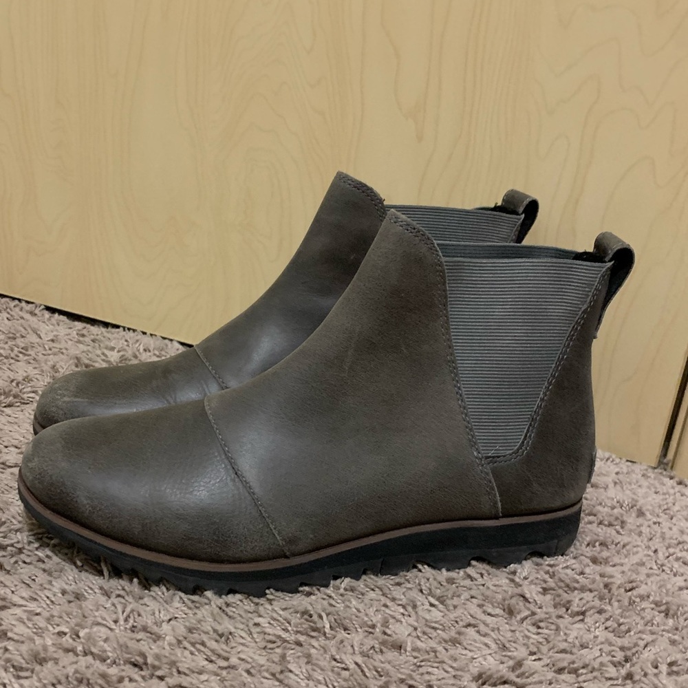 Sorel Harlow Chelsea Boot